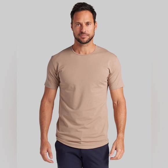 Bylt Basics Curve Hem Lux Short Sleeve Gym T Shirt Light Pink - Picture 1 of 9